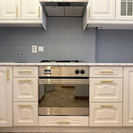 Charming Apartment At Old Town วอร์ซอ ภายนอก รูปภาพ